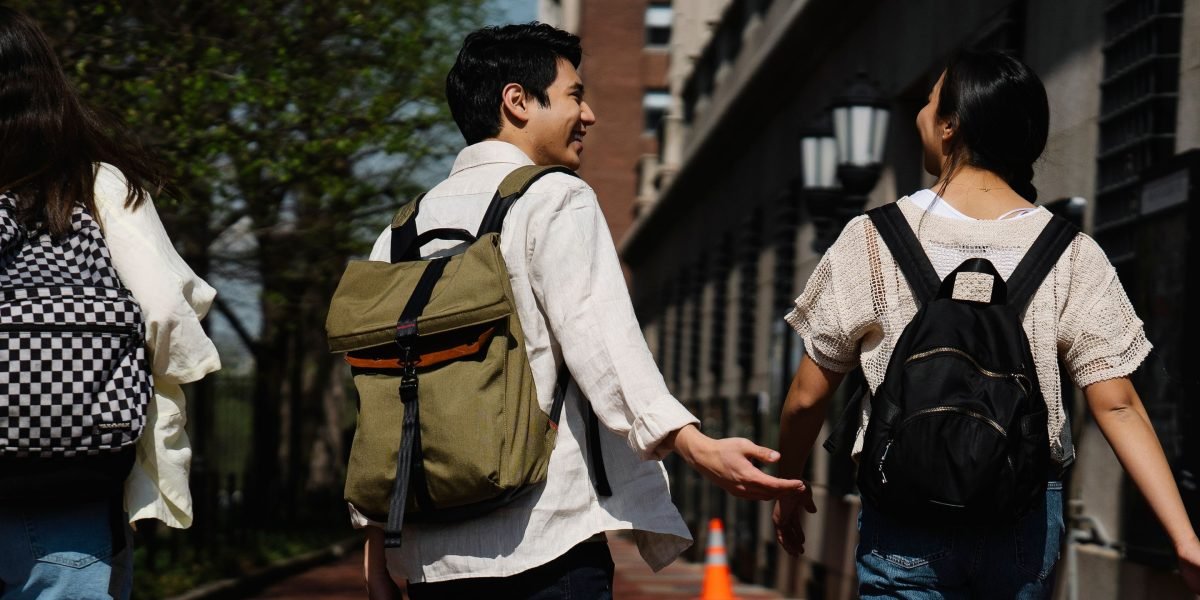 This article explains the difference between precision and accuracy for college students and instructors, using clear analogies, classroom examples, and practic...