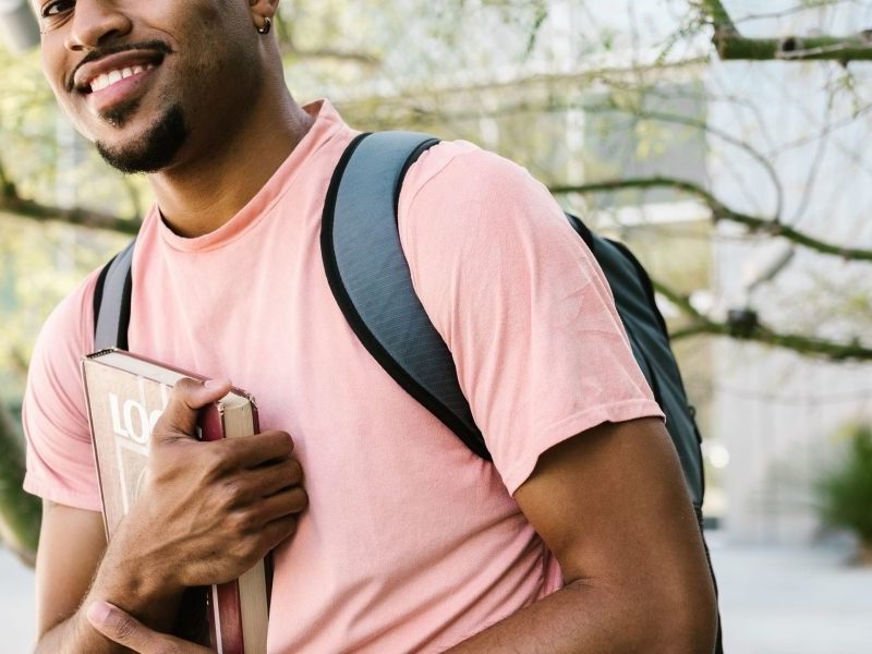 This article explains what the University of Cincinnati acceptance rate (about 85% in 2026) actually means and why that single percentage should not be the only...